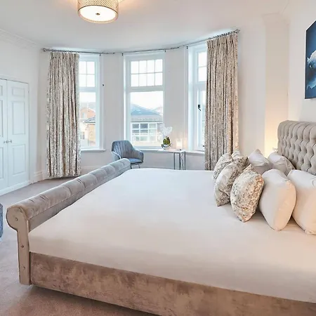 Captain's Deck Balcony Perfectlysaltburn Apartamento