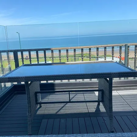 Captain's Deck Balcony Perfectlysaltburn Saltburn-by-the-Sea